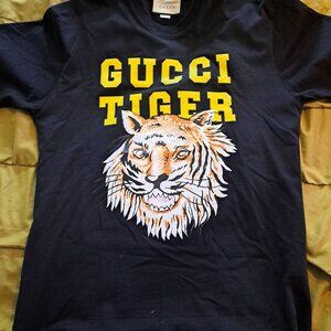 Authentic Gucci Italy "Tiger" large black men's T-shirt